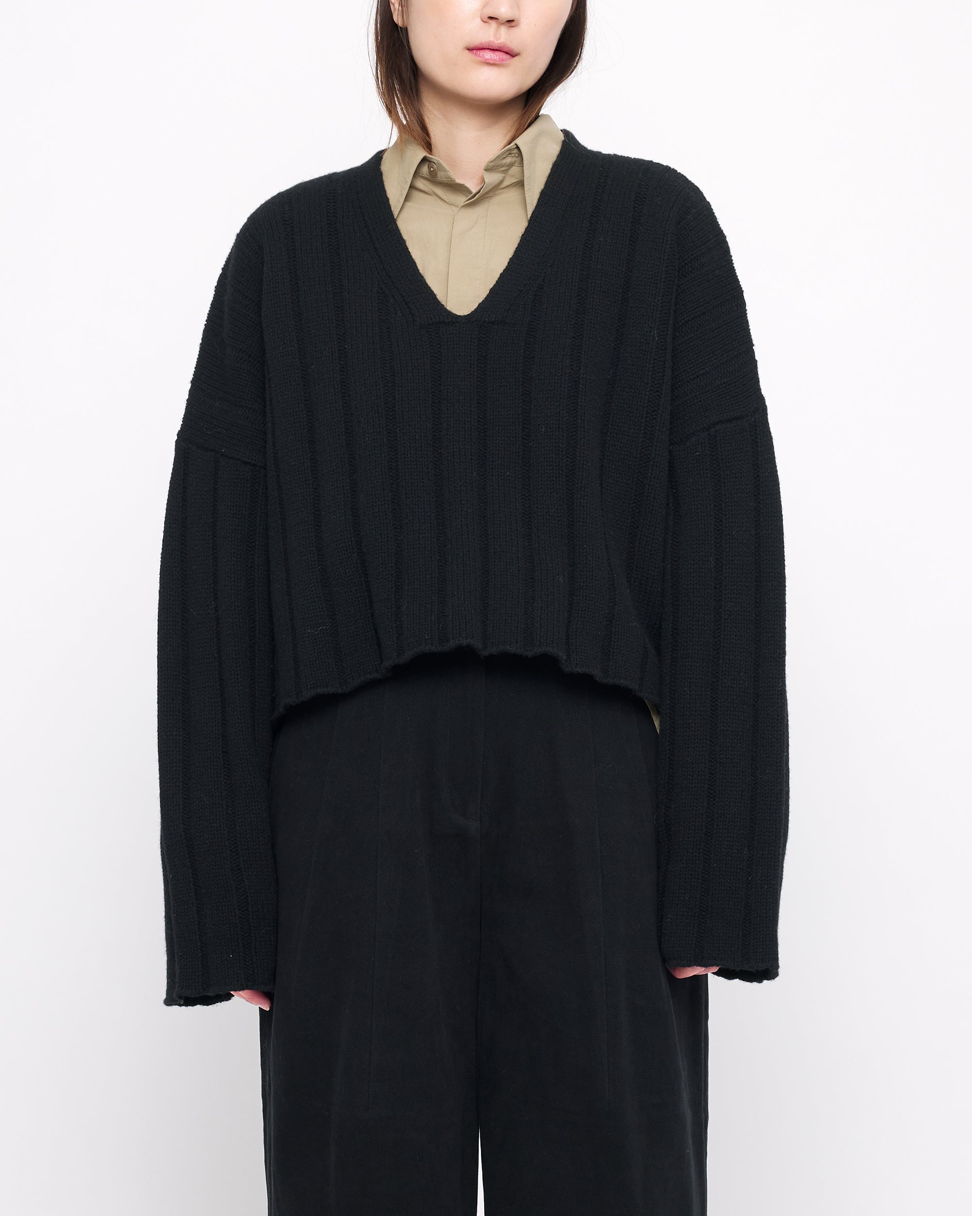 Color-7115-by-Szeki---FW23-