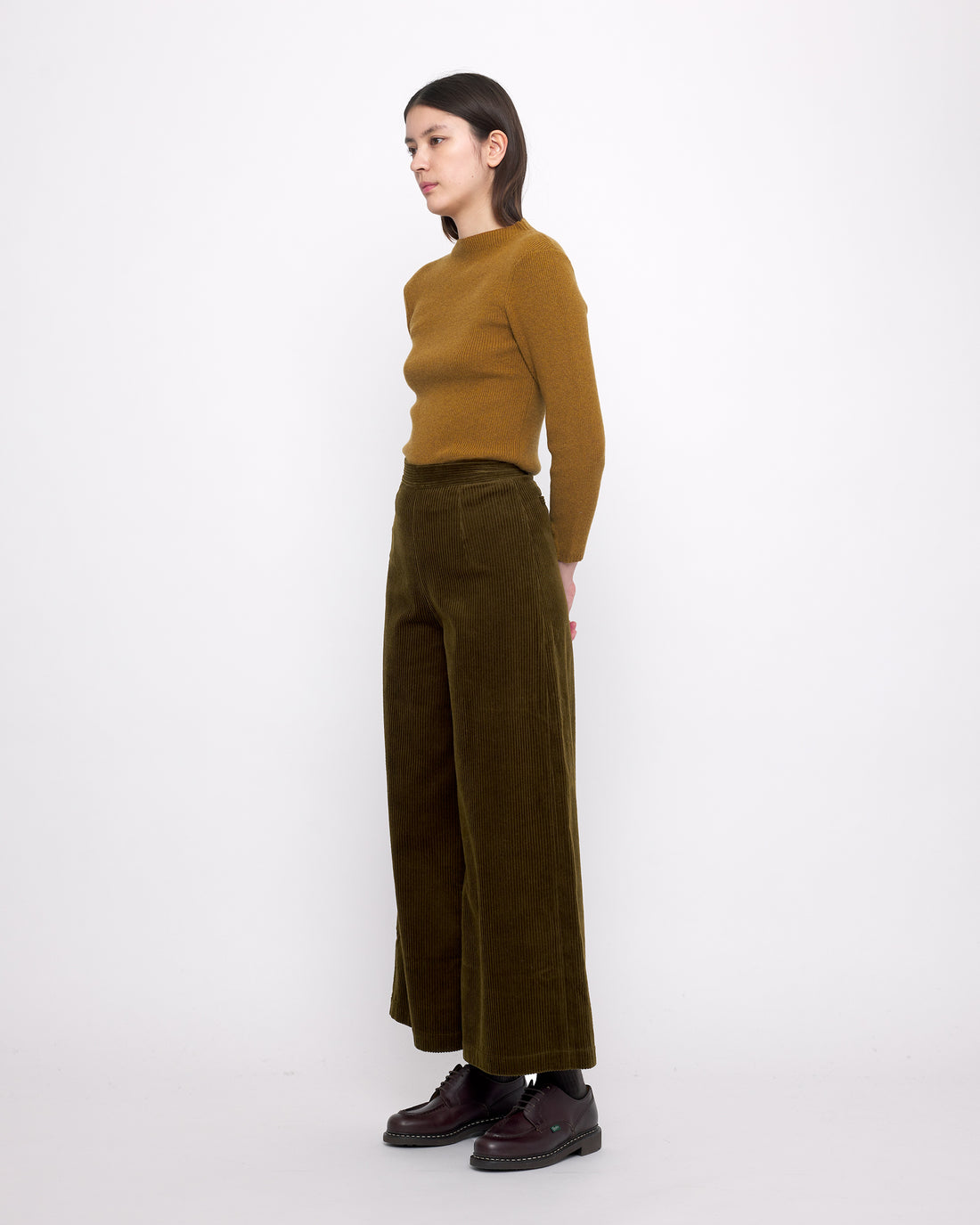 Classic Wide-Legged Trouser - Corduroy Edition - FW24 - Dark Kelp