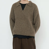 Collared V-Neck Jumper - FW25 - Light Umber