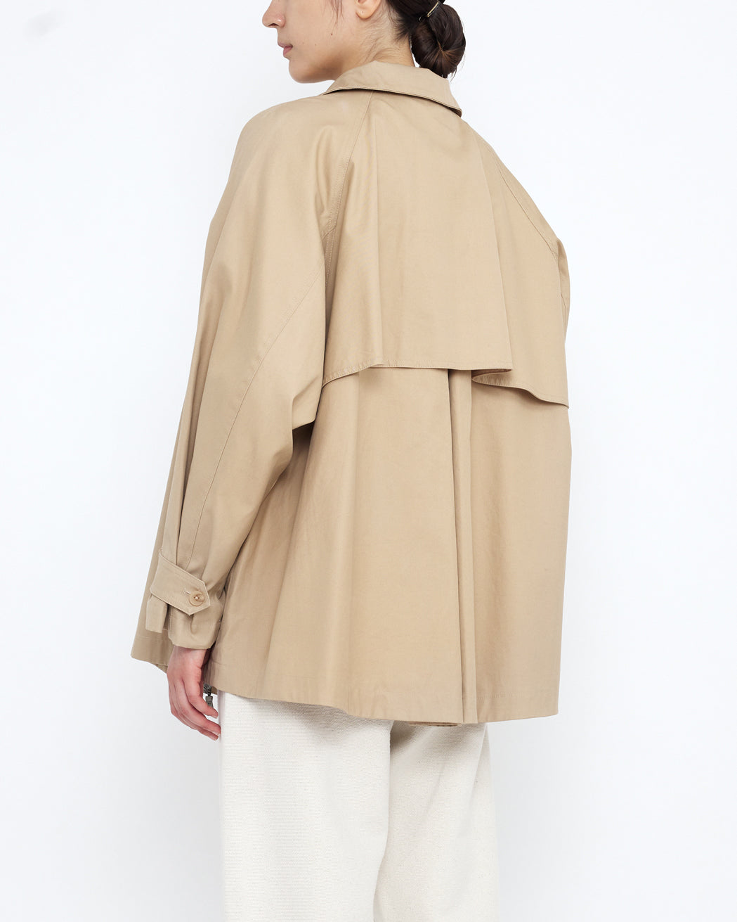 Short Spring Trench - SS25 - Tan Beige – 7115 by Szeki