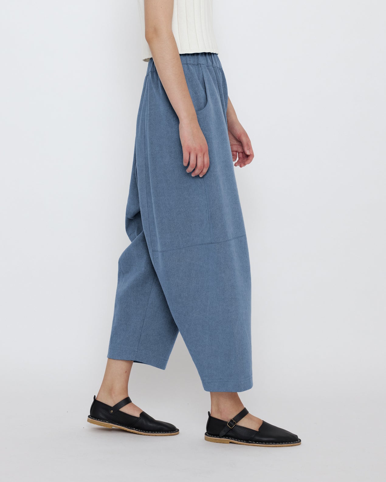 パンツ Siyazu SIPT7156 Semi Boot Banding Pleated Pants_Charcoal パンツ Siyazu SIPT7156 Semi Boot Banding Pleated