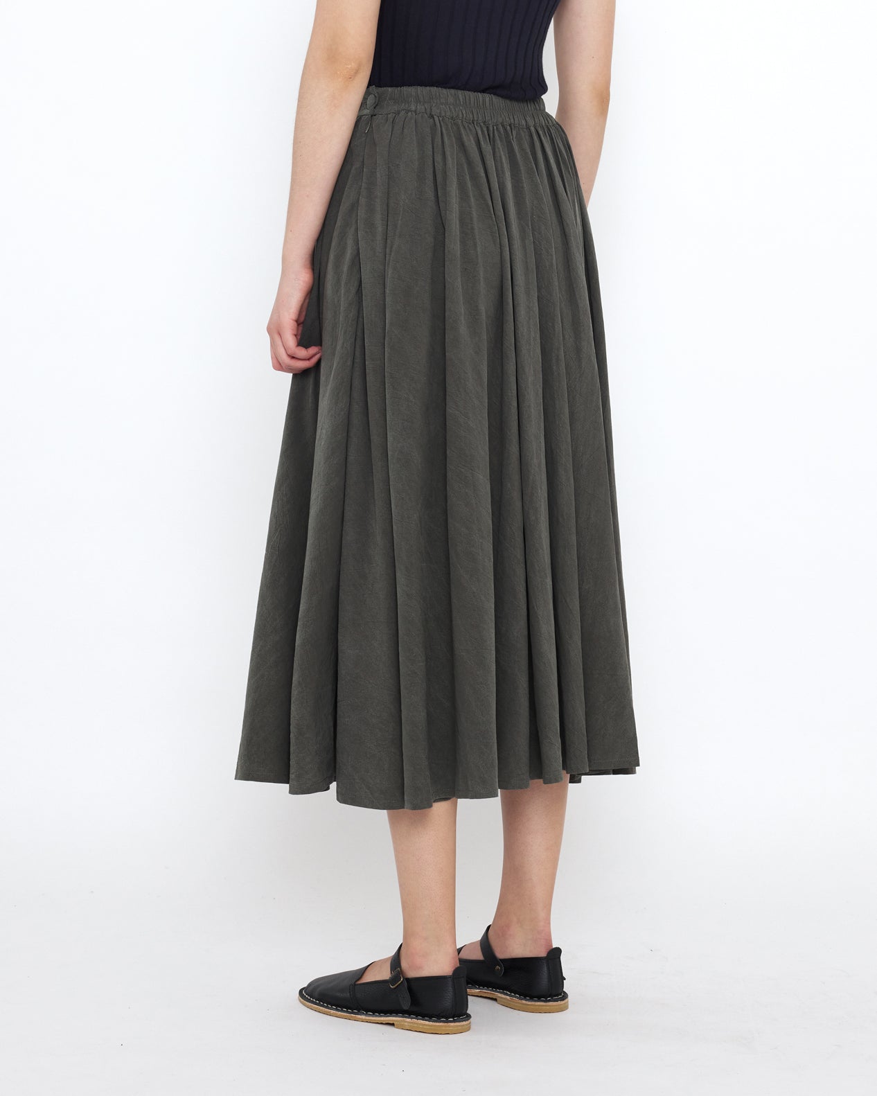 TFW40 CARDBOARD MATERIAL SKIRT グリーン　　　　M Soft Prairie Skirt - SS25 - Pewter Green – 7115 by Szeki