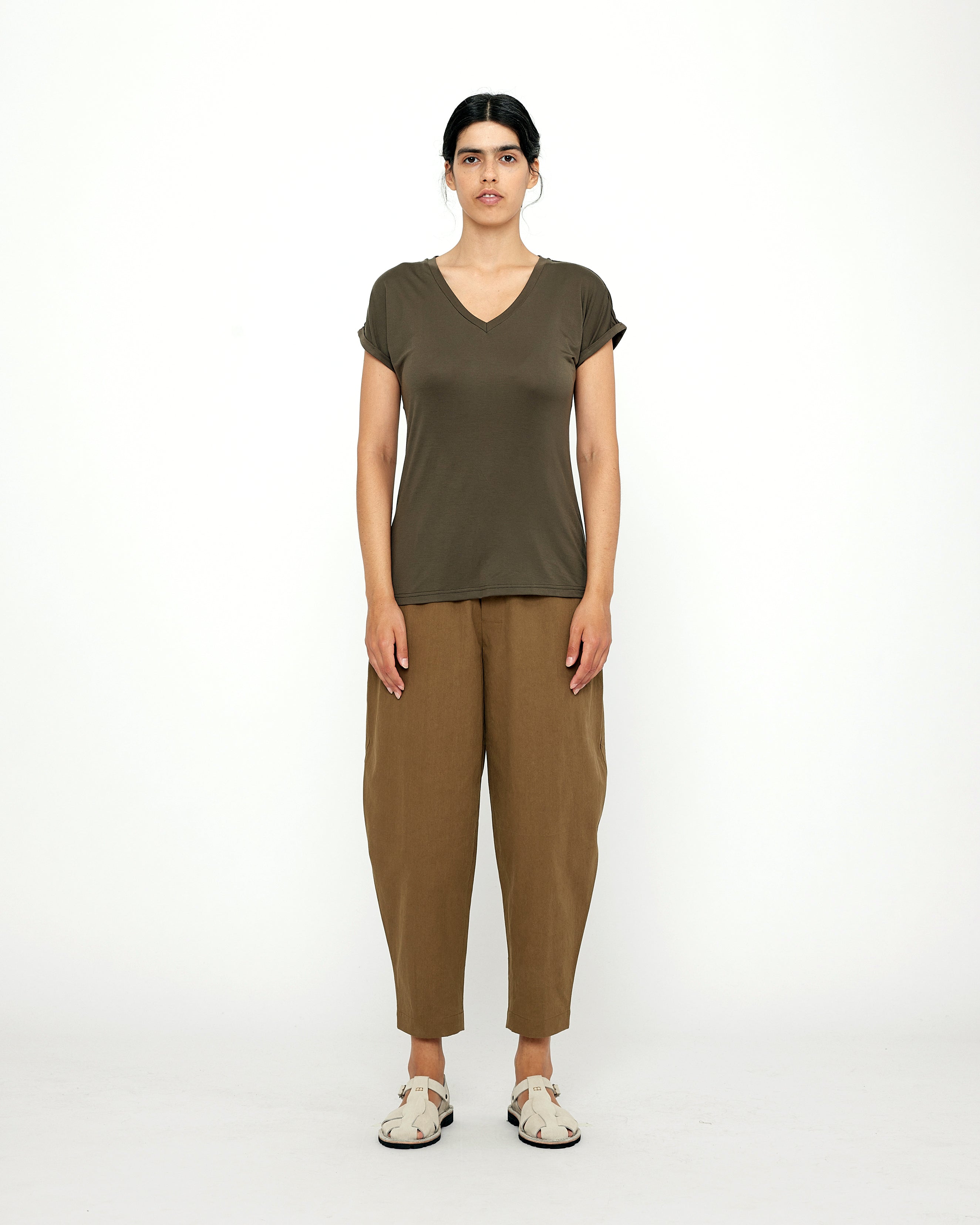 Signature V-Neck Tee - Color Options – 7115 by Szeki