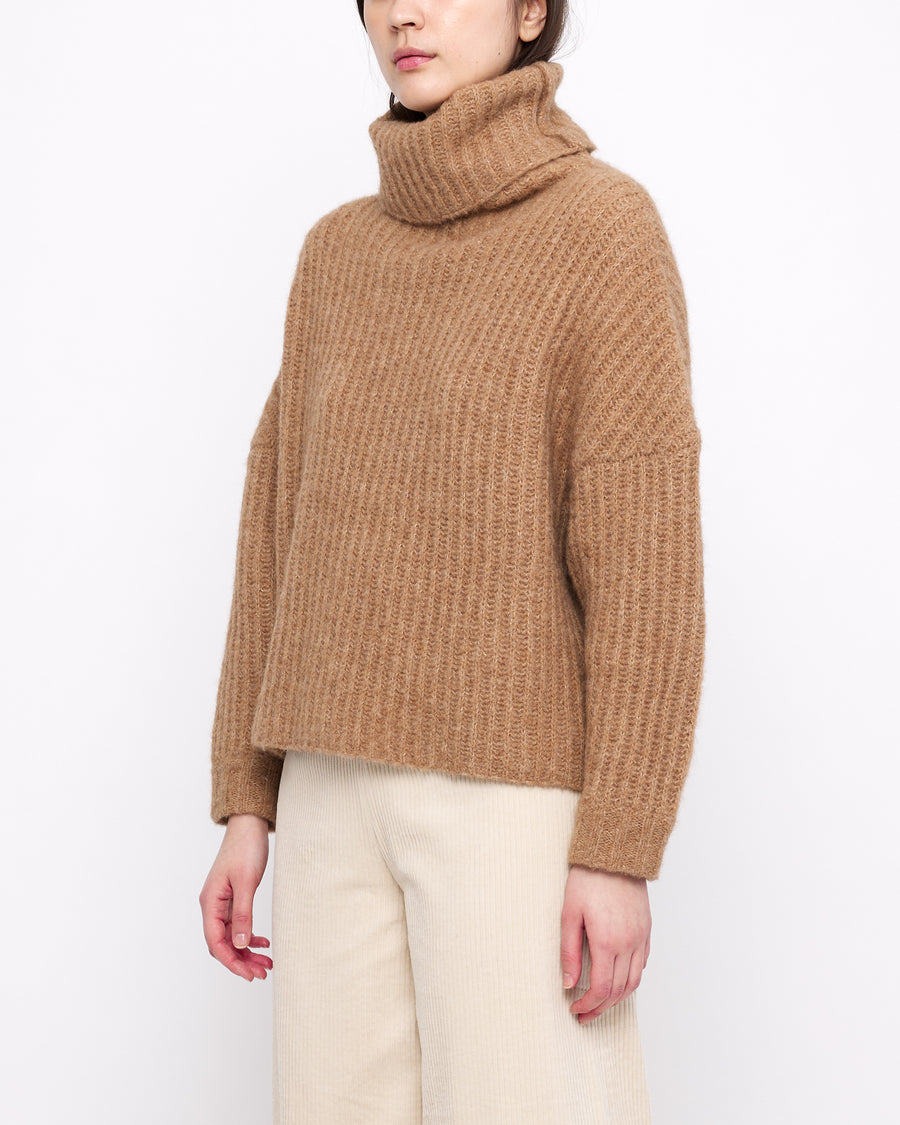 shetokyo Alma snow white トップス