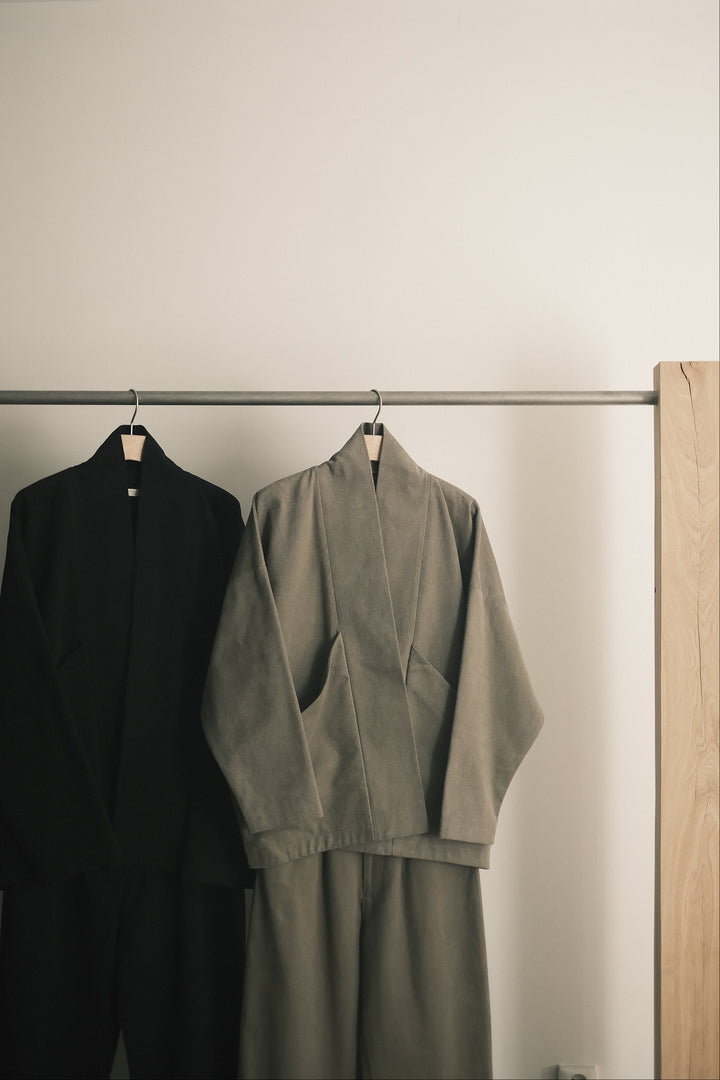 7115 by Szeki: Timeless Designs with Clever Detailing