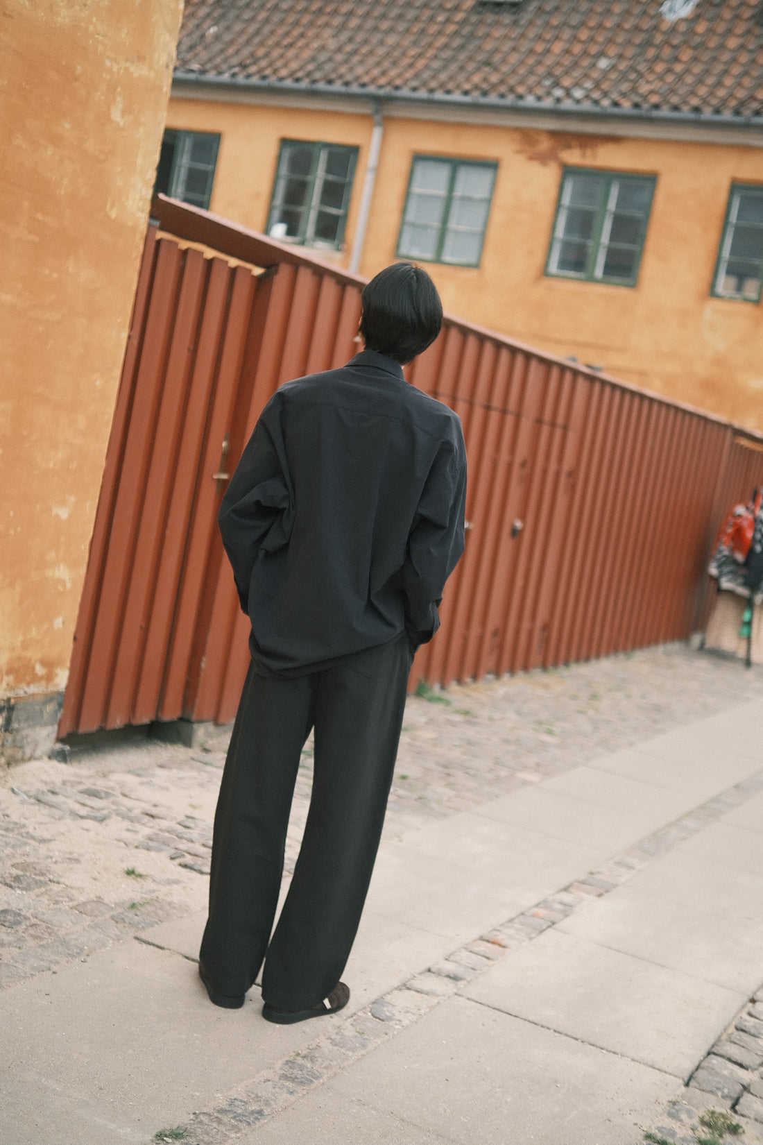 Signature Cocoon Dress Shirt - Black