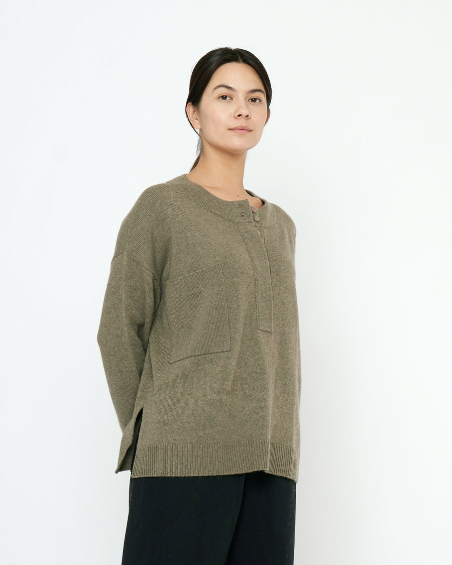 Relaxed Pocket Sweater- FW25 - Sage Gray