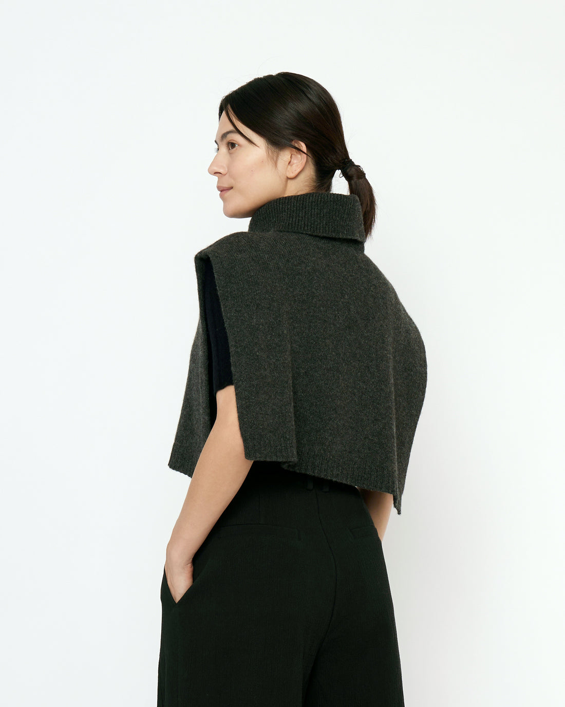 Knit Turtleneck Vest - FW25 - Charcoal