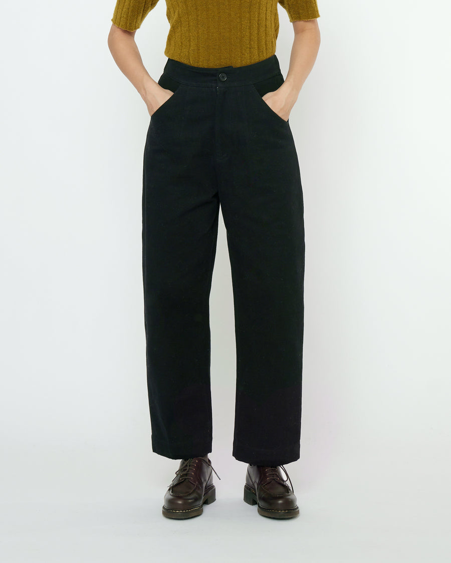 Signature Curve Legged Trouser - Fall Edition - Black