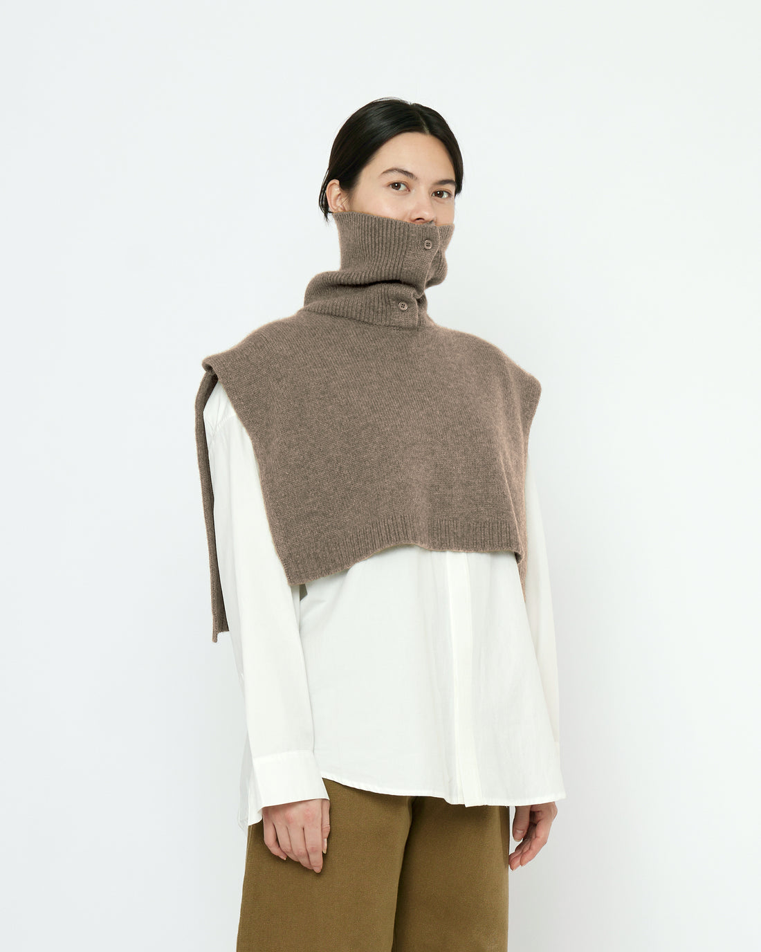 Knit Turtleneck Vest - FW25 - Taupe
