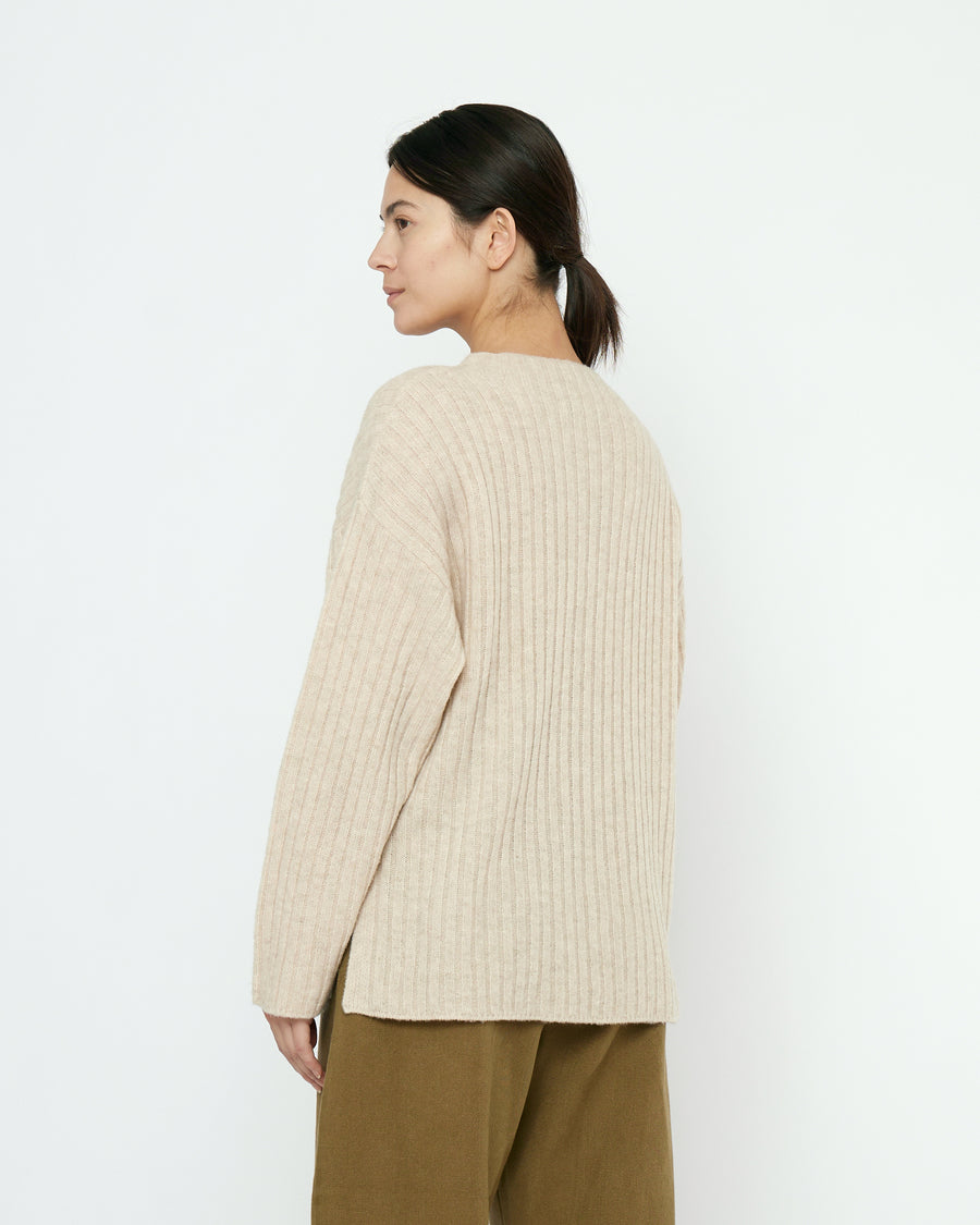 Oversized Ribbed Mockneck - FW25 - Sand Beige