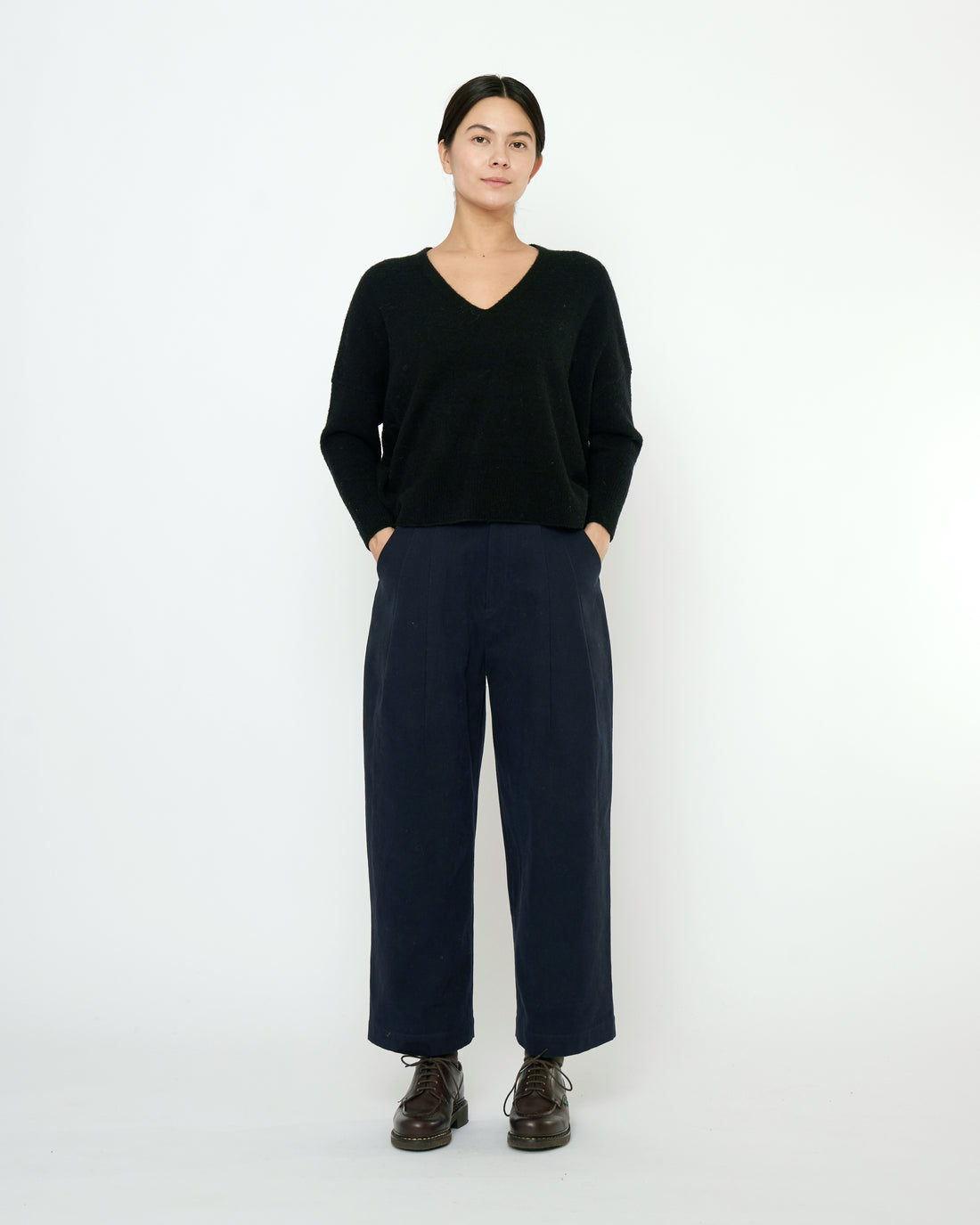 V-Neck Sweater - FW25 - Black