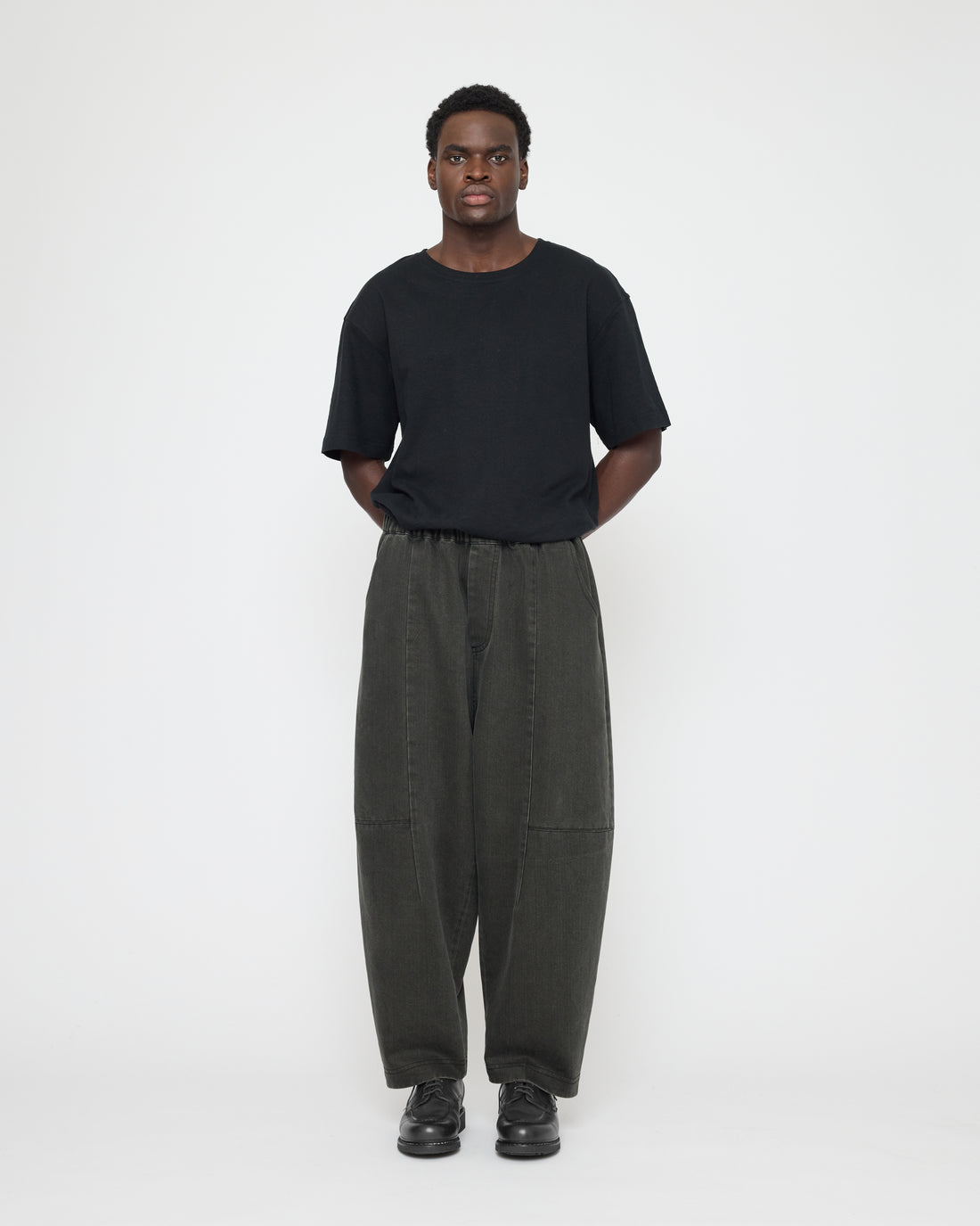 Elastic Panel Barrel Trouser - FW26 - Washed Black