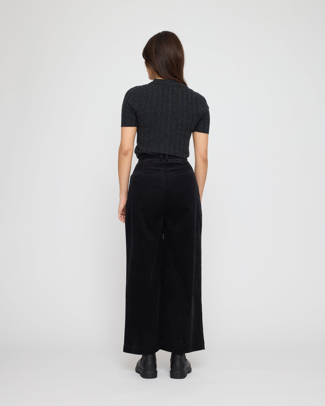 Collared Short Sleeves - FW26 - Charcoal