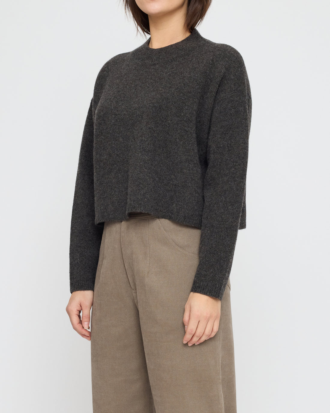 Signature Relaxed Mockneck - Yak Edition - Charcoal