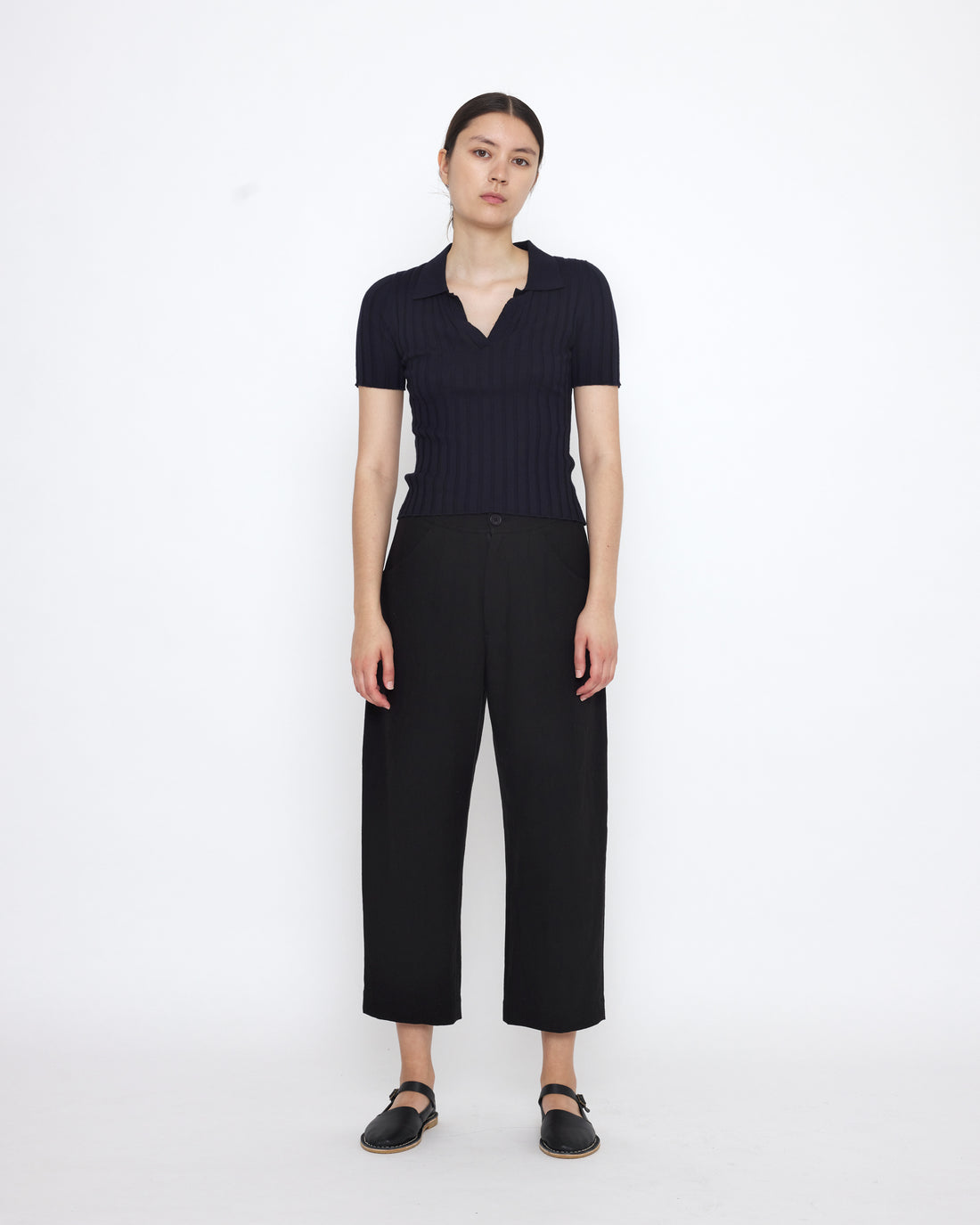 Collared V-Neck Fine Knit - SS25 - Navy