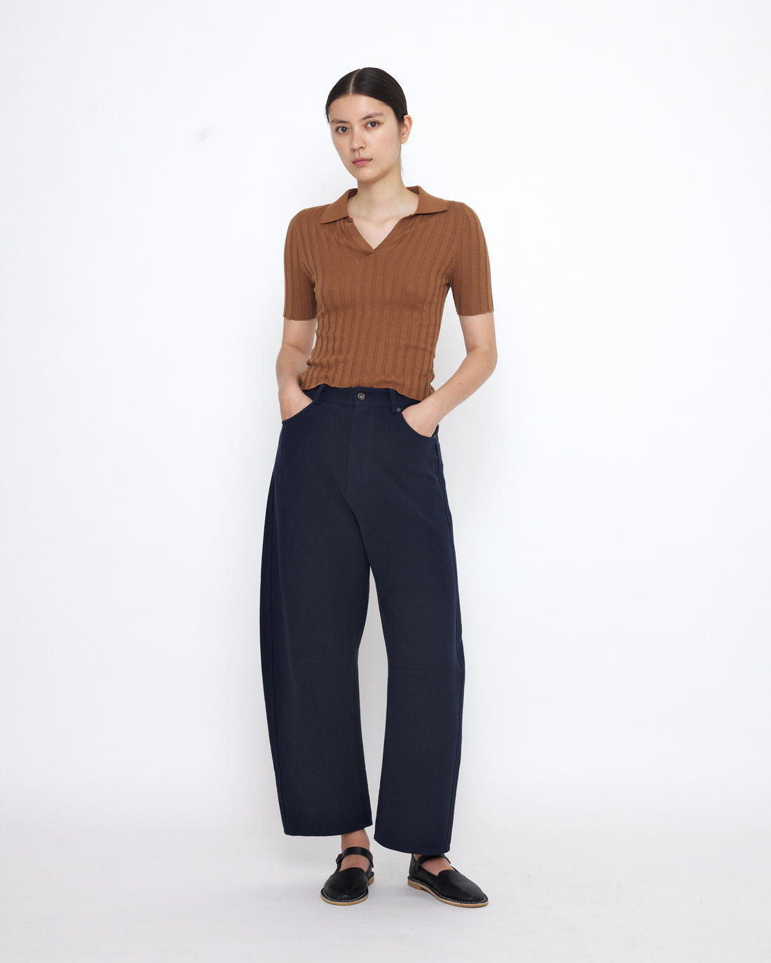 Collared V-Neck Fine Knit - SS25 - Rust