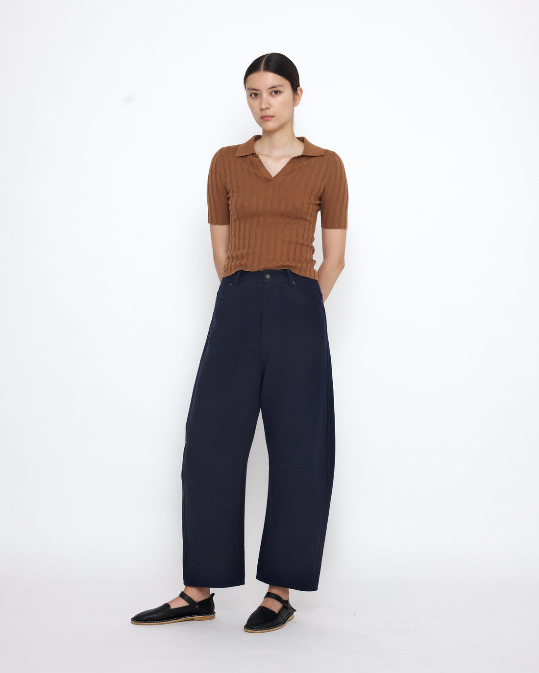 Collared V-Neck Fine Knit - SS25 - Rust