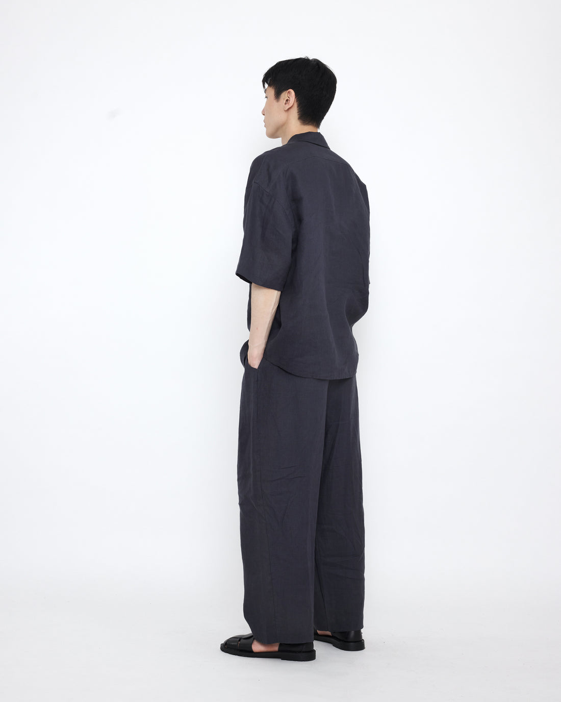 Linen Pleated Trouser - SS25 - Charcoal Blue