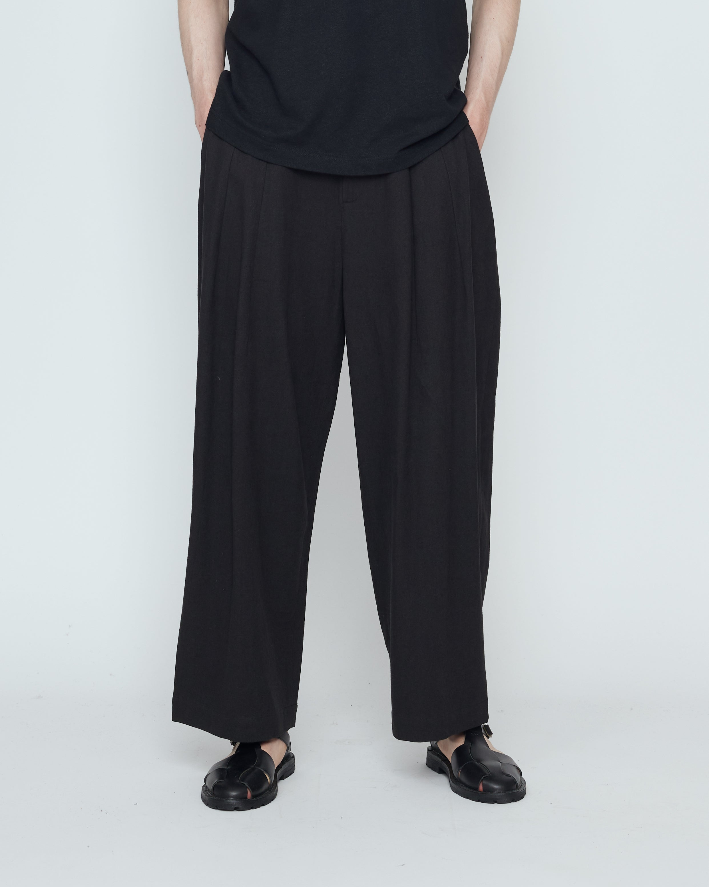 Signature Pleated Trouser - Canvas Edition - Black