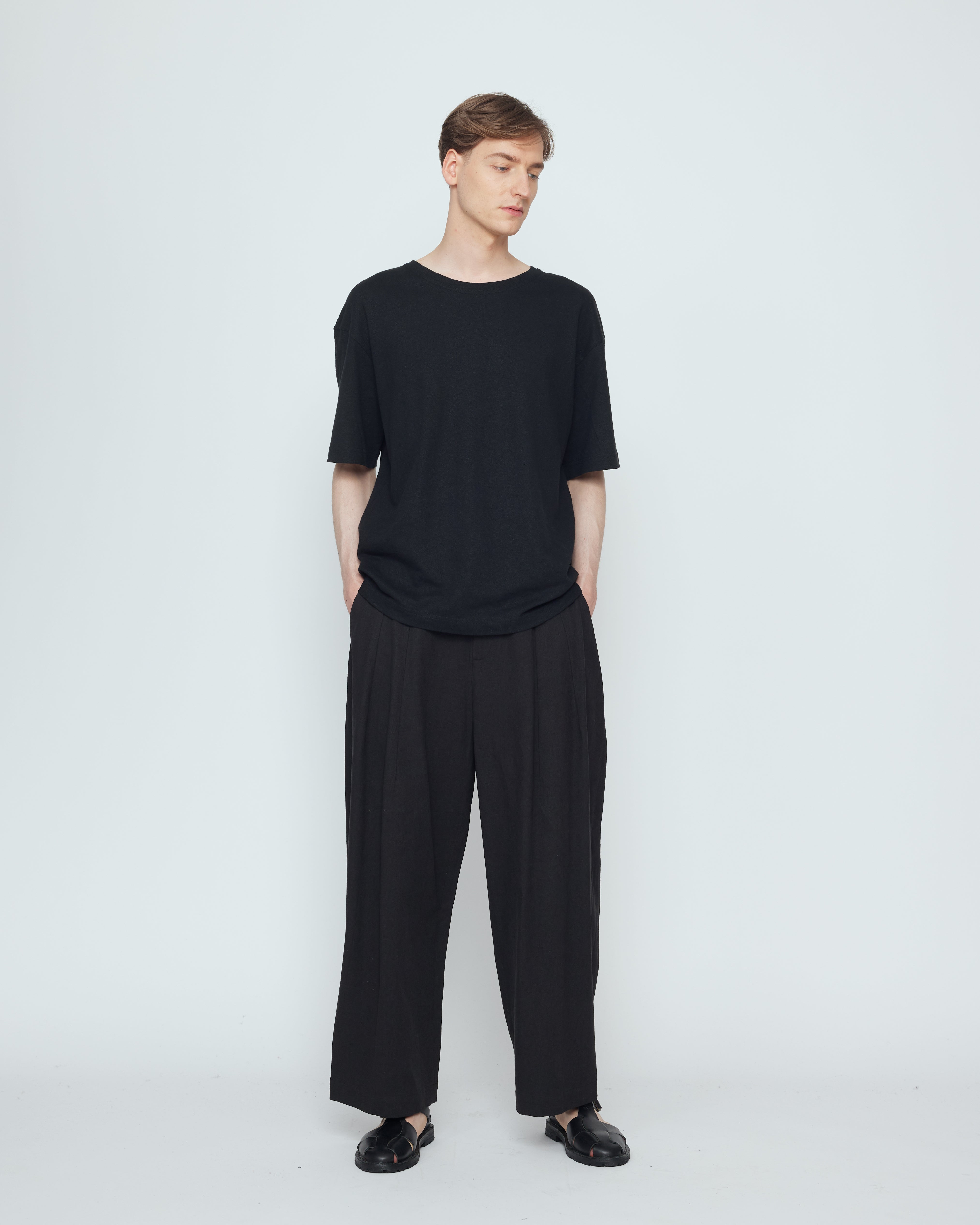 Signature Pleated Trouser - Canvas Edition - Black